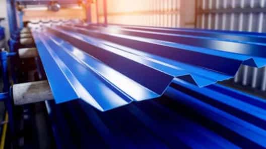 What is tin plate and which industries use it?